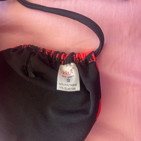 Bikini - Picture 6 of 6